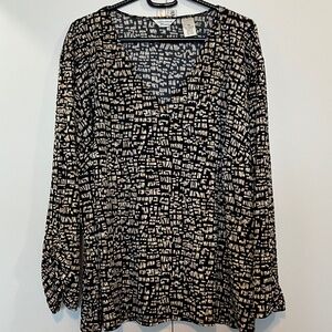 🎉 NWT Laura Ashley Trip Ready Knits Blouse